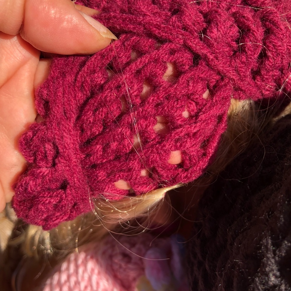 Knitted hat - Picture 3 of 3